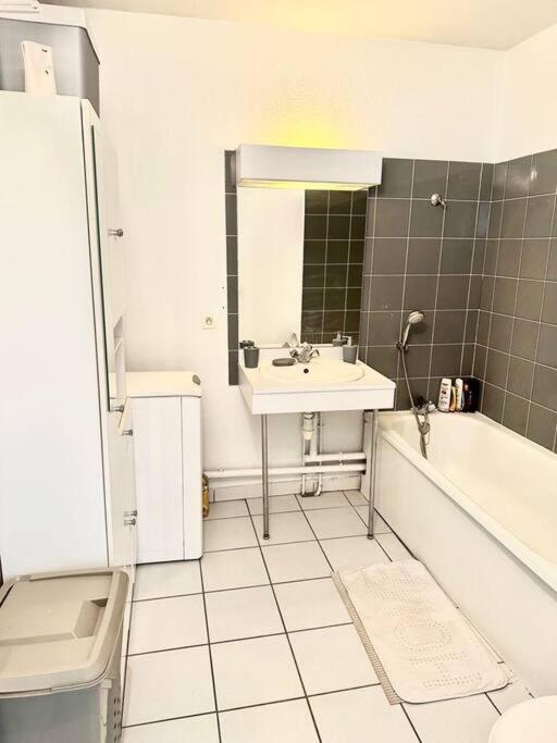 Appartement T2 Au Chartrons ボルドー エクステリア 写真